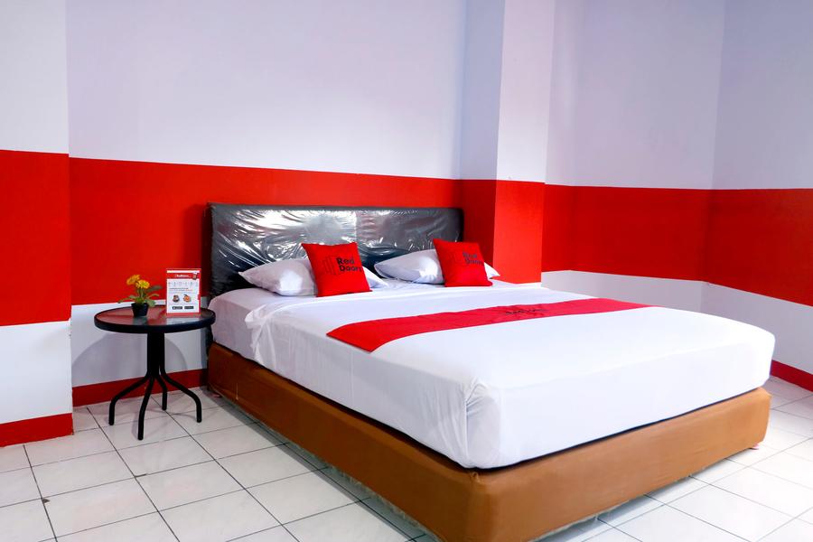 Reddoorz Plus @ Samratulangi Manado Exterior photo
