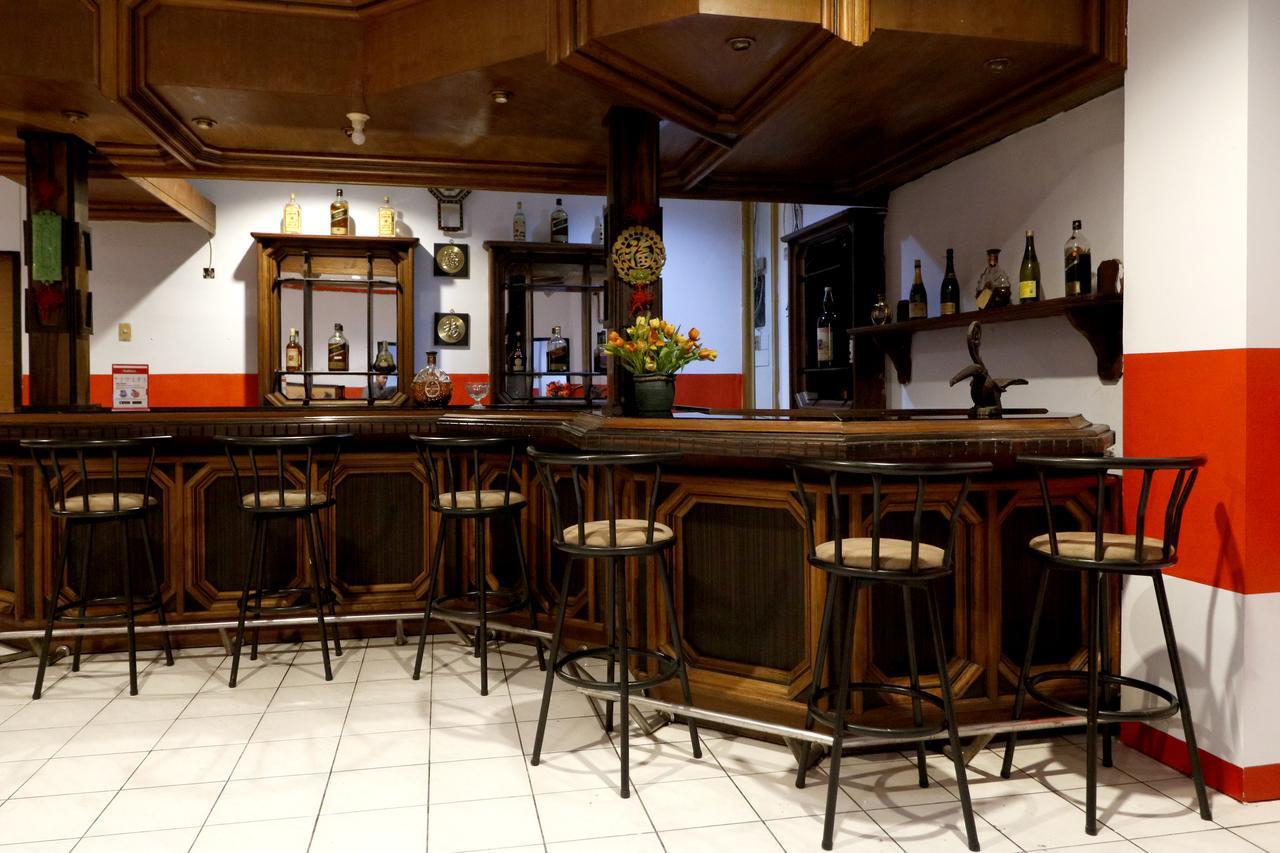 Reddoorz Plus @ Samratulangi Manado Exterior photo
